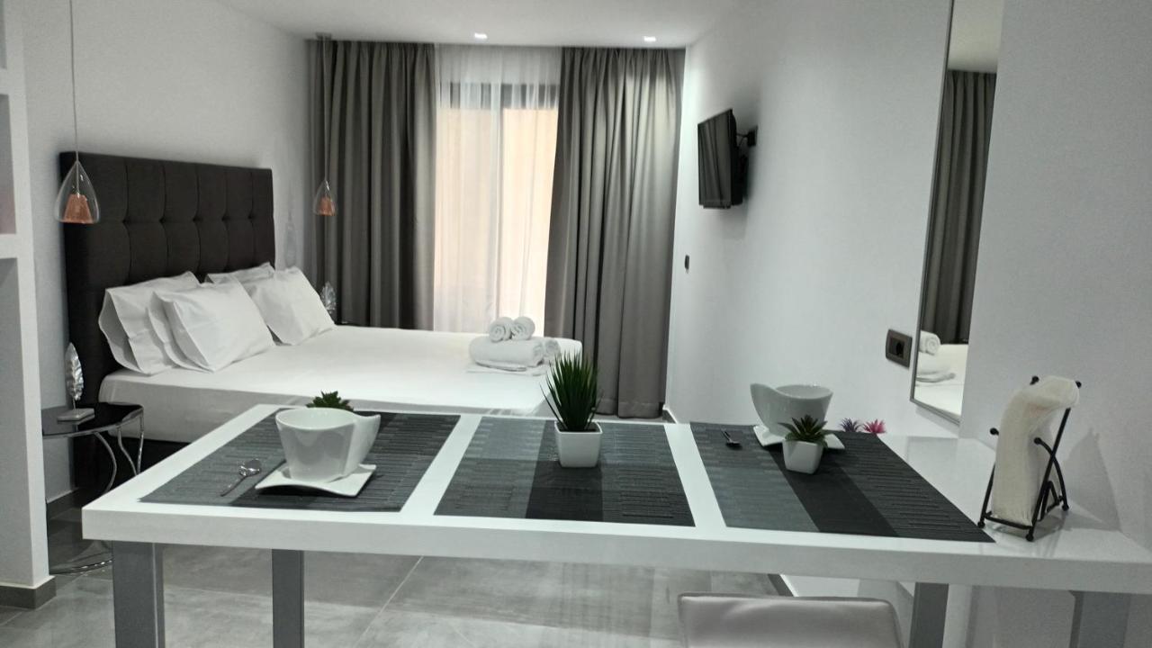 Apartment Km Luxury Downtown