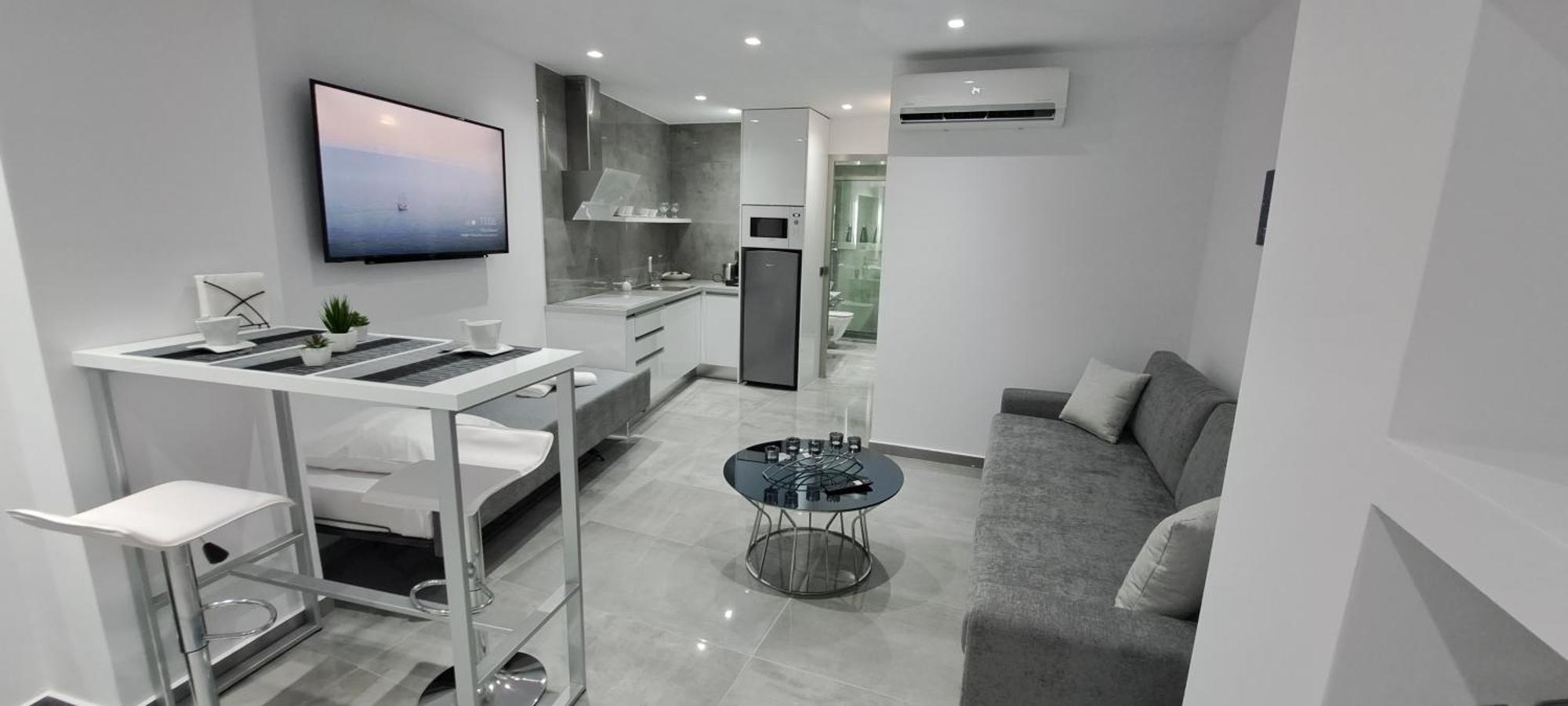 Km Luxury Downtown Apartment Heraklion (Crete)