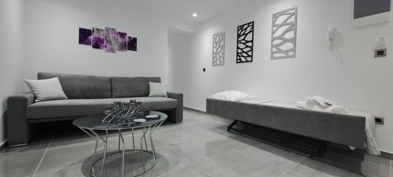 Km Luxury Downtown * Iraklio