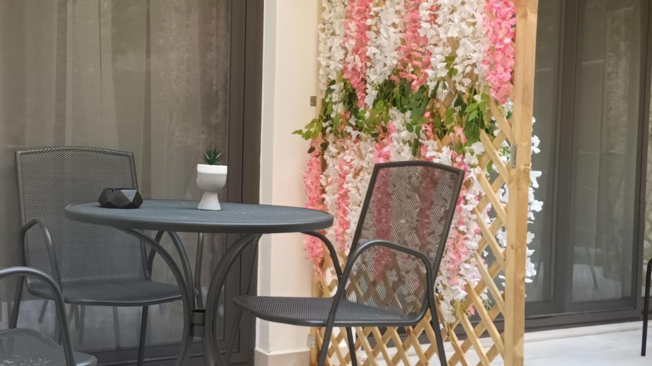 Km Luxury Downtown Iraklio