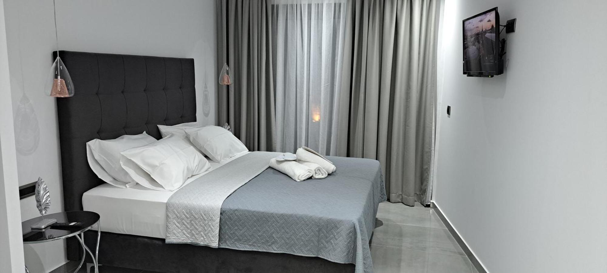 Km Luxury Downtown Iraklio